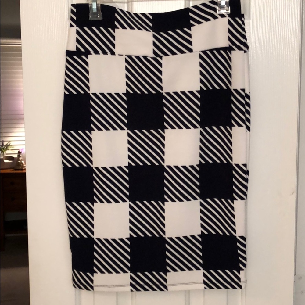 LuLaRoe Cassie Skirt